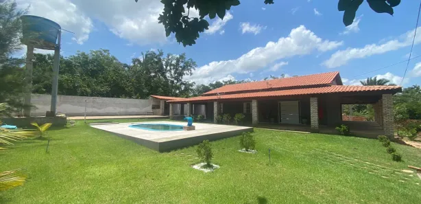 Fazenda / Sítio / Chácara com 3 Quartos à venda, 250m² no Centro, Timon
