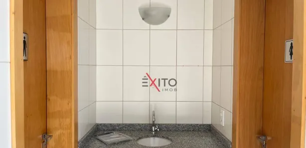 Loja / Salão / Ponto Comercial para alugar, 121m² no Vila Santa Terezinha, Várzea Paulista