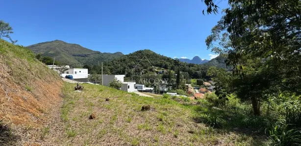 Terreno / Lote / Condomínio à venda, 1100m² no Carangola, Petrópolis