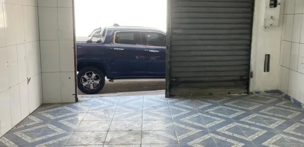 Loja / Salão / Ponto Comercial para alugar, 50m² no Vila Varela, Poá