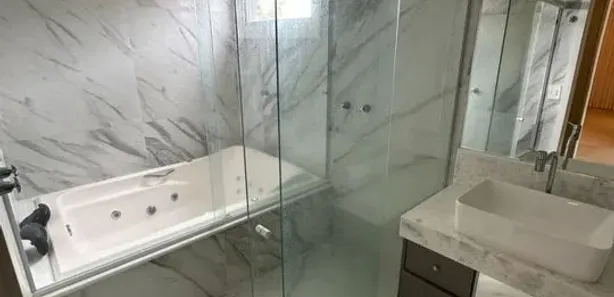 Casa de Condomínio com 5 Quartos para alugar, 400m² no Alphaville (Abrantes), Camaçari