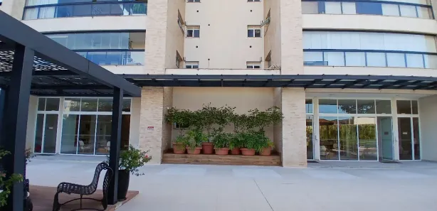 Apartamento com 3 Quartos para alugar, 138m² no Vila Mendonça, Araçatuba