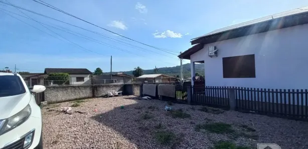 Casa com 2 Quartos para venda ou aluguel, 50m² no Vila Visconde, Criciúma