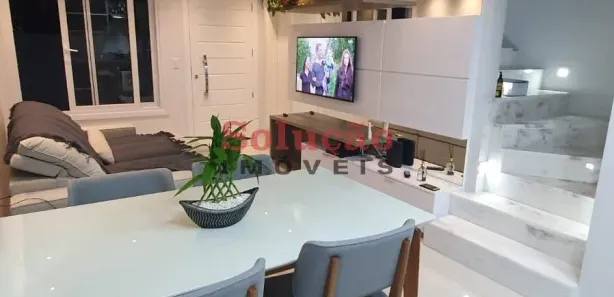 Sobrado com 3 Quartos à venda, 130m² no Niterói, Canoas