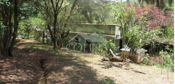 Fazenda / Sítio / Chácara com 3 Quartos à venda, 180m² no Centro, Pirapora do Bom Jesus