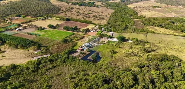 Fazenda / Sítio / Chácara com 4 Quartos à venda, 23000m² no Brazlândia, Brasília