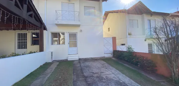 Casa de Condomínio com 3 Quartos para alugar, 120m² no Granja Viana, Cotia