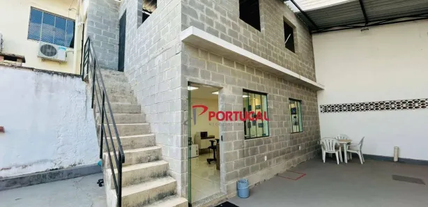 Galpão / Depósito / Armazém para alugar, 200m² no Riviera Fluminense, Macaé