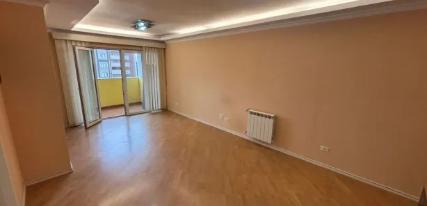 Apartamento com 3 Quartos para alugar, 102m² no Cabral, Curitiba