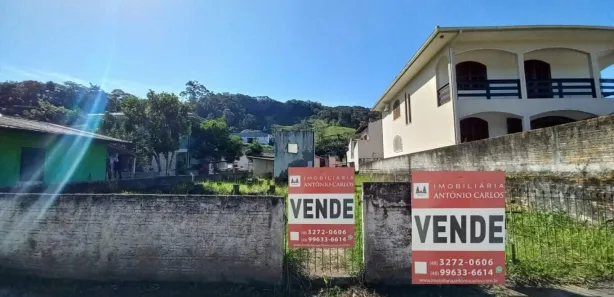 Terreno / Lote / Condomínio à venda, 390m² no Santa Teresa, São Pedro de Alcântara