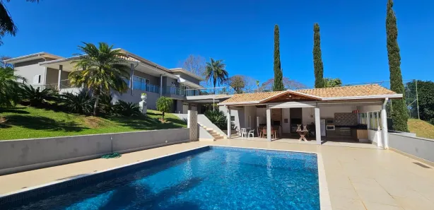 Fazenda / Sítio / Chácara com 6 Quartos à venda, 400m² no , Mairinque