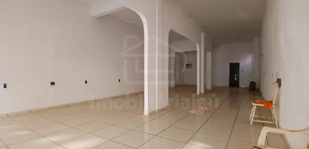 Loja / Salão / Ponto Comercial à venda, 220m² no Chácara Braz Miraglia, Jaú