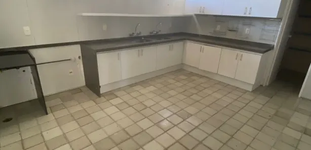 Apartamento com 4 Quartos para alugar, 560m² no Centro, Jaboatão dos Guararapes
