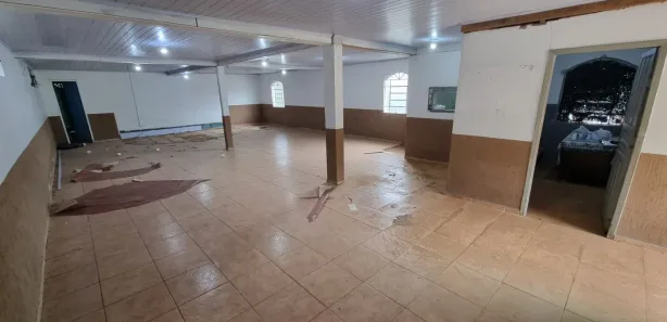 Casa Comercial à venda, 243m² no Jardim Itaú I, Itaperuçu