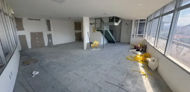Conjunto Comercial / Sala para alugar, 200m² no Praia da Costa, Vila Velha