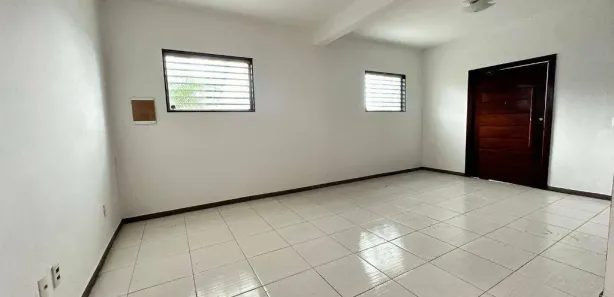 Casa com 3 Quartos para alugar, 93m² no Alto Branco, Campina Grande