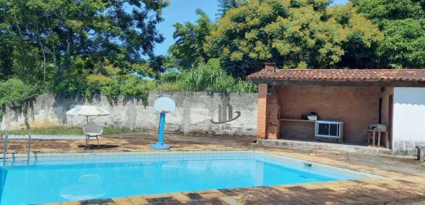Fazenda / Sítio / Chácara com 10 Quartos à venda, 463m² no Centro, Piraí