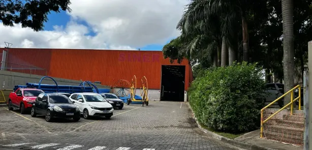 Galpão / Depósito / Armazém à venda, 3360m² no Vila Sul Americana, Carapicuíba