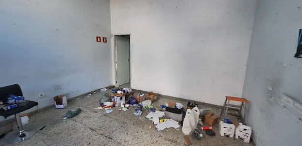 Casa Comercial para alugar, 60m² no Vila Santa Luzia, Taboão da Serra