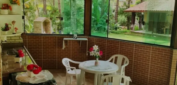Fazenda / Sítio / Chácara com 4 Quartos à venda, 220m² no Centro, Barra do Piraí