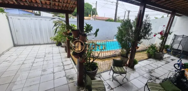 Casa com 4 Quartos à venda, 254m² no Pitimbu, Natal