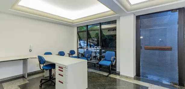 Prédio Inteiro para alugar, 225m² no Alto da Rua XV, Curitiba