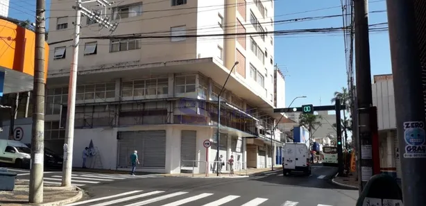 Loja / Salão / Ponto Comercial para venda ou aluguel, 876m² no Centro, Araraquara