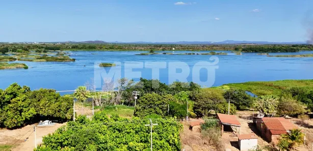 Fazenda / Sítio / Chácara à venda, 84000m² no Pedrinhas, Petrolina
