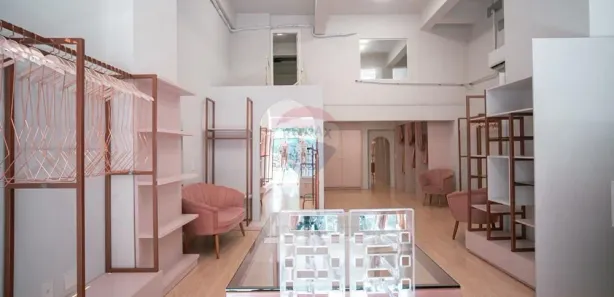 Loja / Salão / Ponto Comercial à venda, 83m² no Centro, Balneário Camboriú