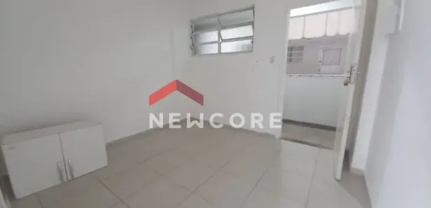 Kitnet à venda, 32m² no Aviação, Praia Grande