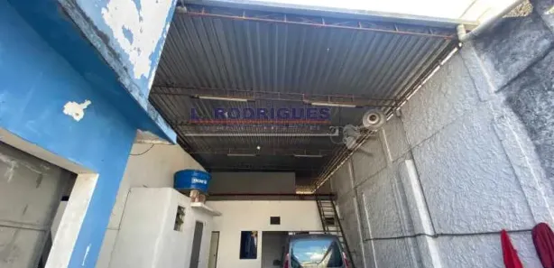 Galpão / Depósito / Armazém à venda, 308m² no Cascadura, Rio de Janeiro