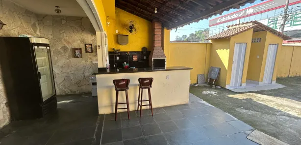 Casa com 2 Quartos para alugar, 250m² no Miguel Couto, Nova Iguaçu