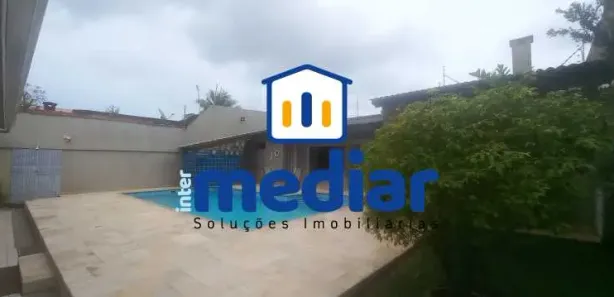 Sobrado com 6 Quartos para venda ou aluguel, 223m² no Jardim Virgínia, Guarujá