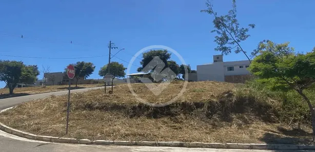 Terreno / Lote / Condomínio à venda, 438m² no Novo Campinho, Pedro Leopoldo