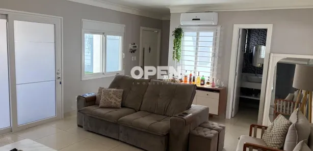 Sobrado com 4 Quartos à venda, 290m² no Niterói, Canoas