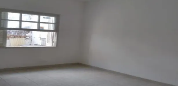 Casa Comercial para alugar, 200m² no Centro, Jacareí