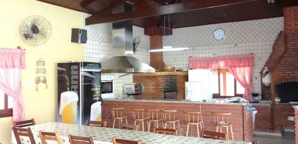 Fazenda / Sítio / Chácara com 8 Quartos para venda ou aluguel, 10700m² no Condomínio Porta do Sol, 
