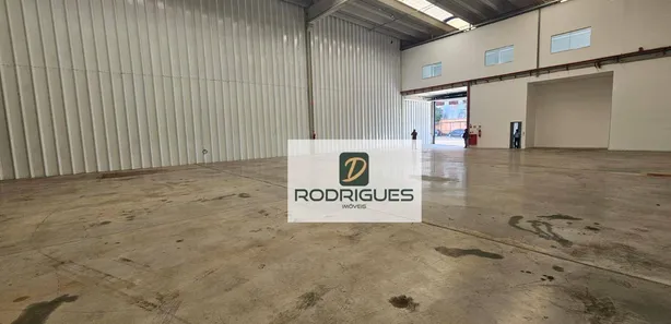 Galpão / Depósito / Armazém para alugar, 852m² no Casa Grande, Diadema