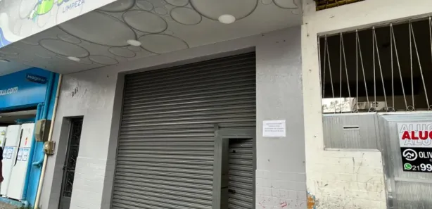 Loja / Salão / Ponto Comercial para alugar, 175m² no Centro, Magé