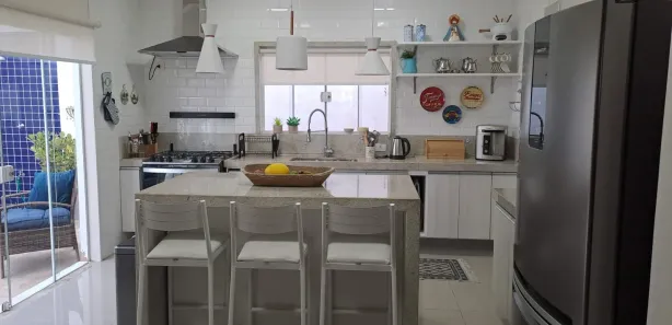 Casa de Condomínio com 3 Quartos à venda, 244m² no Estância Suíça, Serra Negra