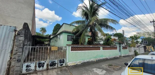 Casa Comercial à venda, 90m² no Vila Três, São Gonçalo