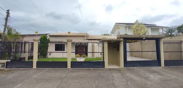 Casa com 2 Quartos para alugar, 156m² no Universitário, Criciúma