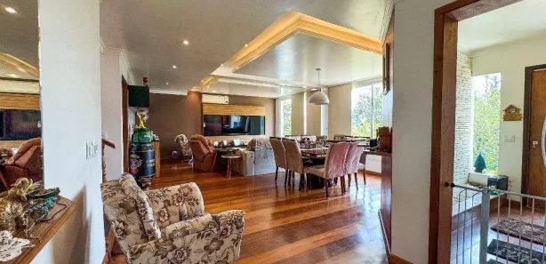 Casa de Condomínio com 3 Quartos à venda, 350m² no Jardim Indaiá, Embu das Artes