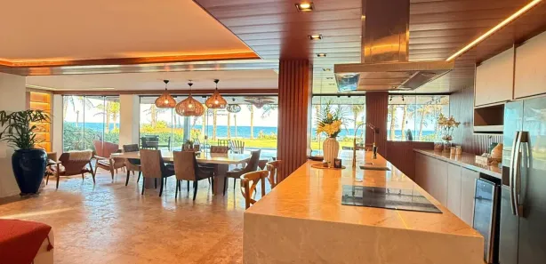 Casa de Condomínio com 5 Quartos para venda ou aluguel, 1065m² no Busca Vida (Abrantes), Camaçari