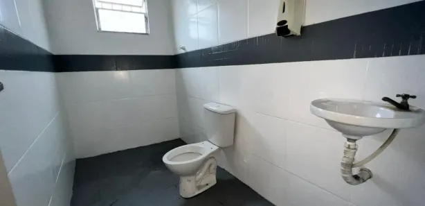 Loja / Salão / Ponto Comercial para alugar, 150m² no Lote XV, Belford Roxo