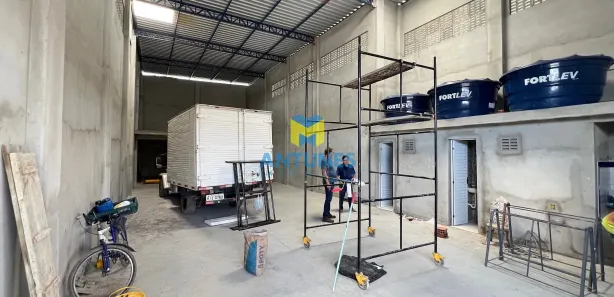 Galpão / Depósito / Armazém para alugar, 210m² no Prazeres, Jaboatão dos Guararapes