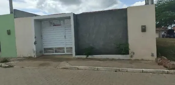 Casa com 2 Quartos à venda, 148m² no Pau-Santo, Caruaru