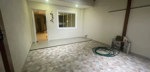 Casa com 2 Quartos para alugar, 90m² no Parque Residencial Guadalajara, Nova Iguaçu