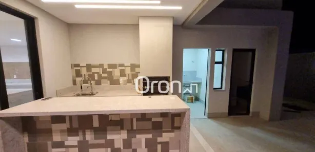 Casa de Condomínio com 4 Quartos à venda, 265m² no Jardins Capri, Senador Canedo