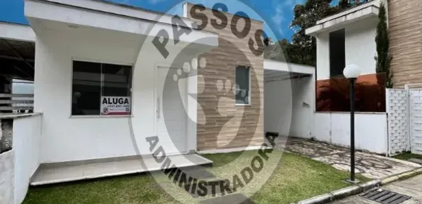 Casa de Condomínio com 2 Quartos para alugar, 70m² no Meudon, Teresópolis